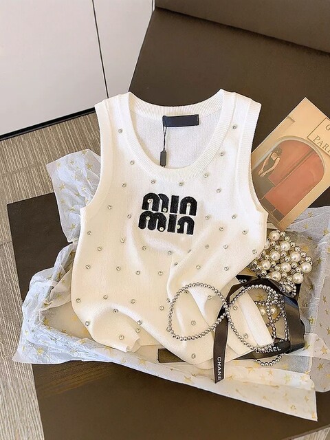 Plus Size Women's Tops with Beaded Letter Embroidery, Plus Size Tank Tops, Women's Summer 2025 New Slim-Fit Sleeveless T-Shirts