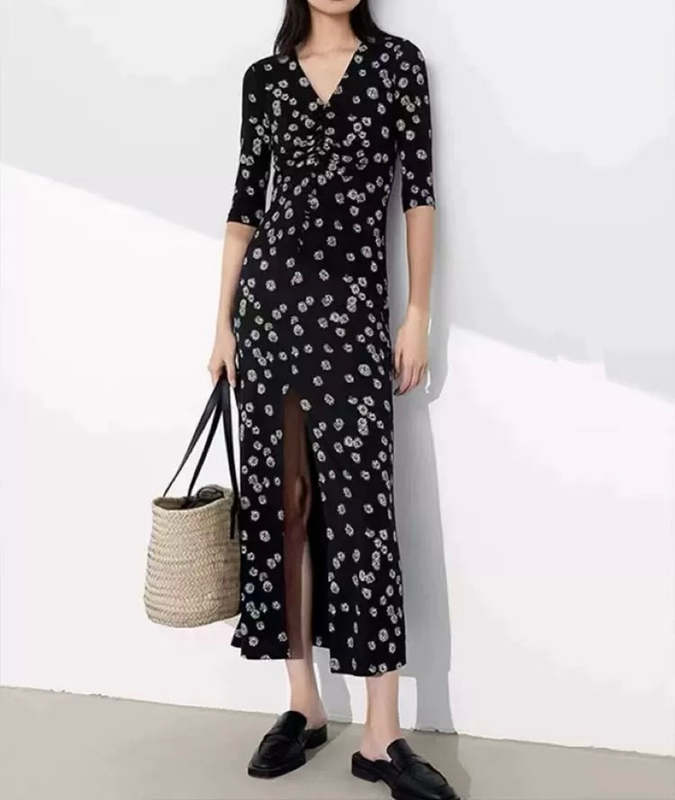 Hot-Selling Item】Summer V-Neck Slit Printed Long Dress with Slim Fit and Flattering Design Mba2Rst29
