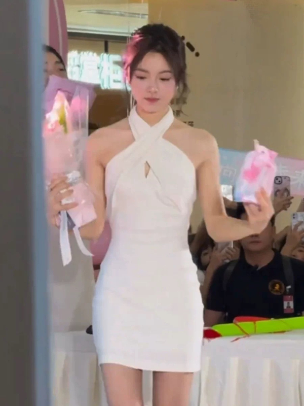 Celebrity-Inspired Women's Summer White Pure and Elegant Slim-Fit Cross Halter Neck Dress Short Skirt