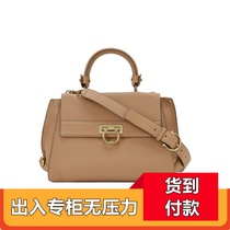 Survival camping emergency outdoor equipment outdoor camping travel emergency