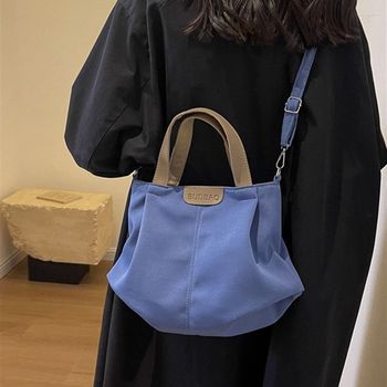 Literary and fresh canvas bag, large-capacity hand-carrying one-shoulder cross-body bag, spring and summer fashion large bag, female forest style trendy women's bag