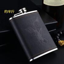 Russian small wine bottle stainless steel antique 304 thickened about half a catty outdoor portable high-end household wine bottle