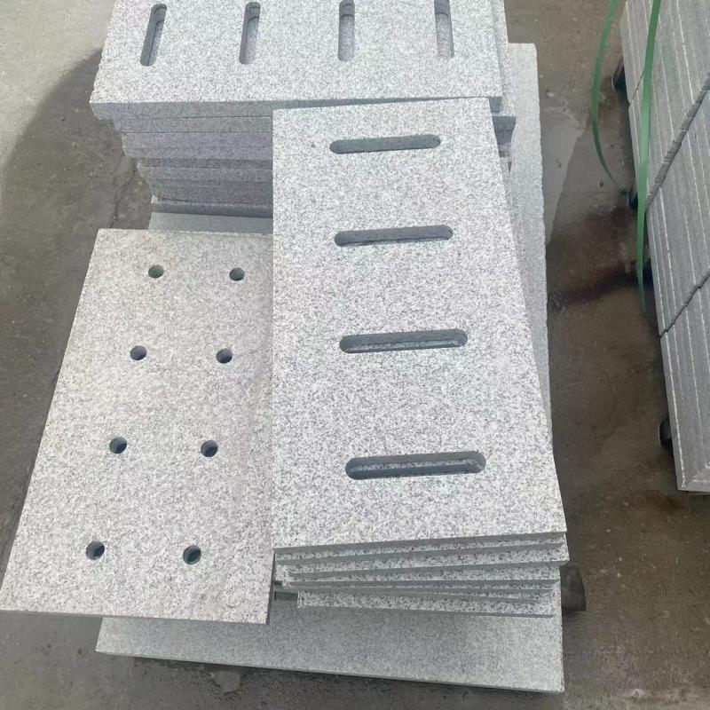 New Natural Granite Fire-Polished Slab Garden Courtyard Drain Cover Grate Stone New Natural Granite Fire-Polished Slab Garden Courtyard Drain Cover Grate Stone