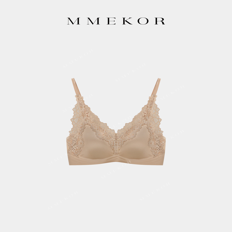 Mrs. Park's "Lace Triangle Cup" Lingerie, Daughter Madeleine's Trendy and Versatile Lace Top 31928