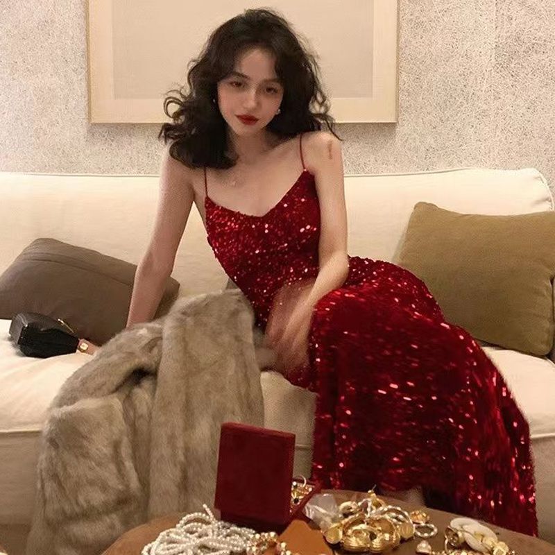Christmas Dress, Red Gown, Women's Sequined Spaghetti Strap Dress, Summer Annual Meeting Host Dress, Hip-Hugging Long Skirt