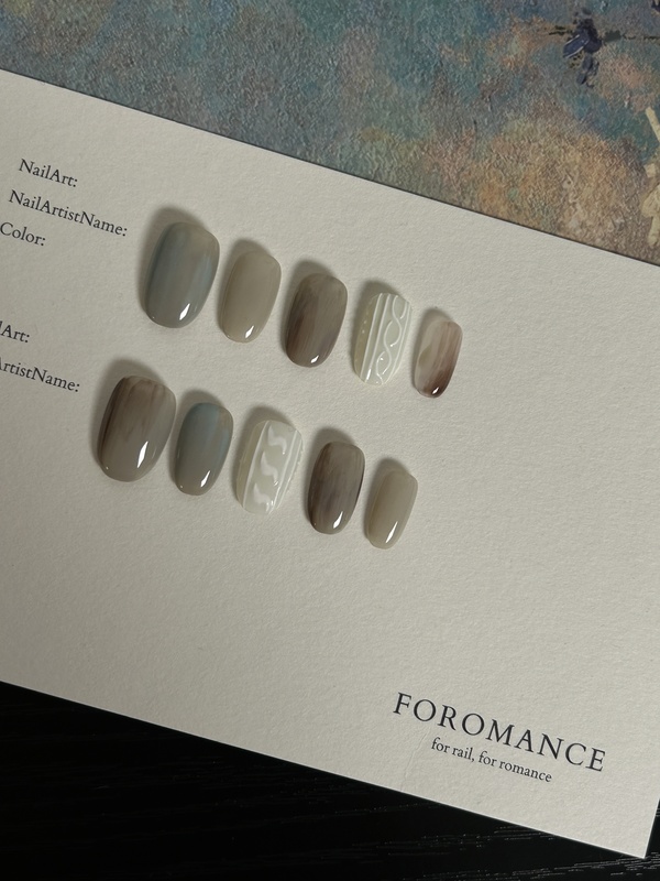 Foromance.【Plain Gauze Light Tone】The Interweaving of Light Gray and Soft White, Short Oval Handmade Wearable Nails