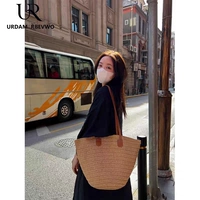 Хаки 02 [тот же стиль в торговых центрах]