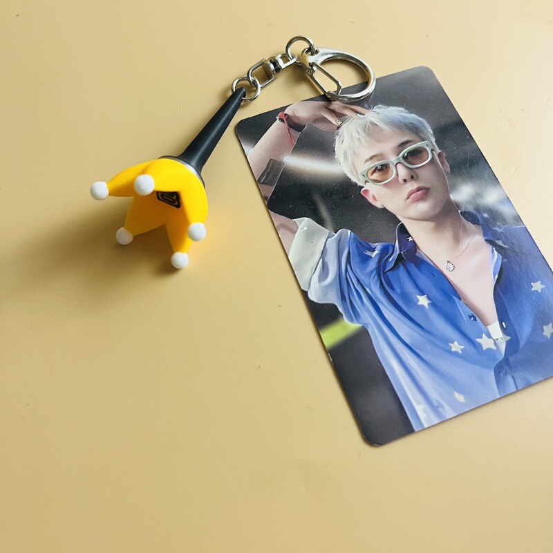 Bigbang Crown Light Keychain G-Dragon Merchandise Small Crown Keychain Pendant Bag Pendant LAOSHU Item