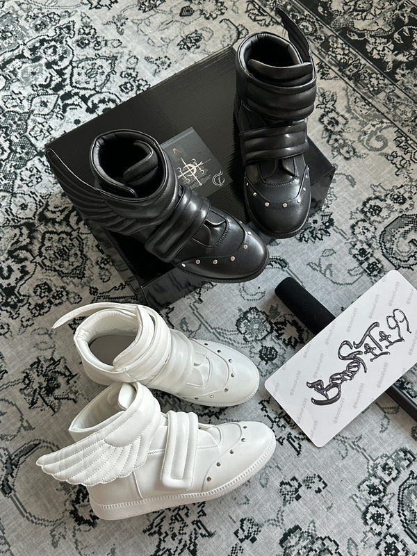 Boofuti99 Original Angel Wings Punk Style Leather High-Top Shoes, Same Style for Couples, Street Style, Handsome and Beautiful Shoes Boofuti99 Original Angel Wings Punk Style Leather High-Top Shoes, Same Style for Couples, Street Style, Handsome and Beautiful Shoes