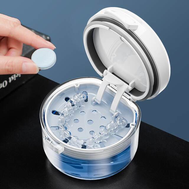 Portable Invisible Braces Storage Box Retainer Soaking Cleaning Braces Box Orthodontic Braces Denture Box