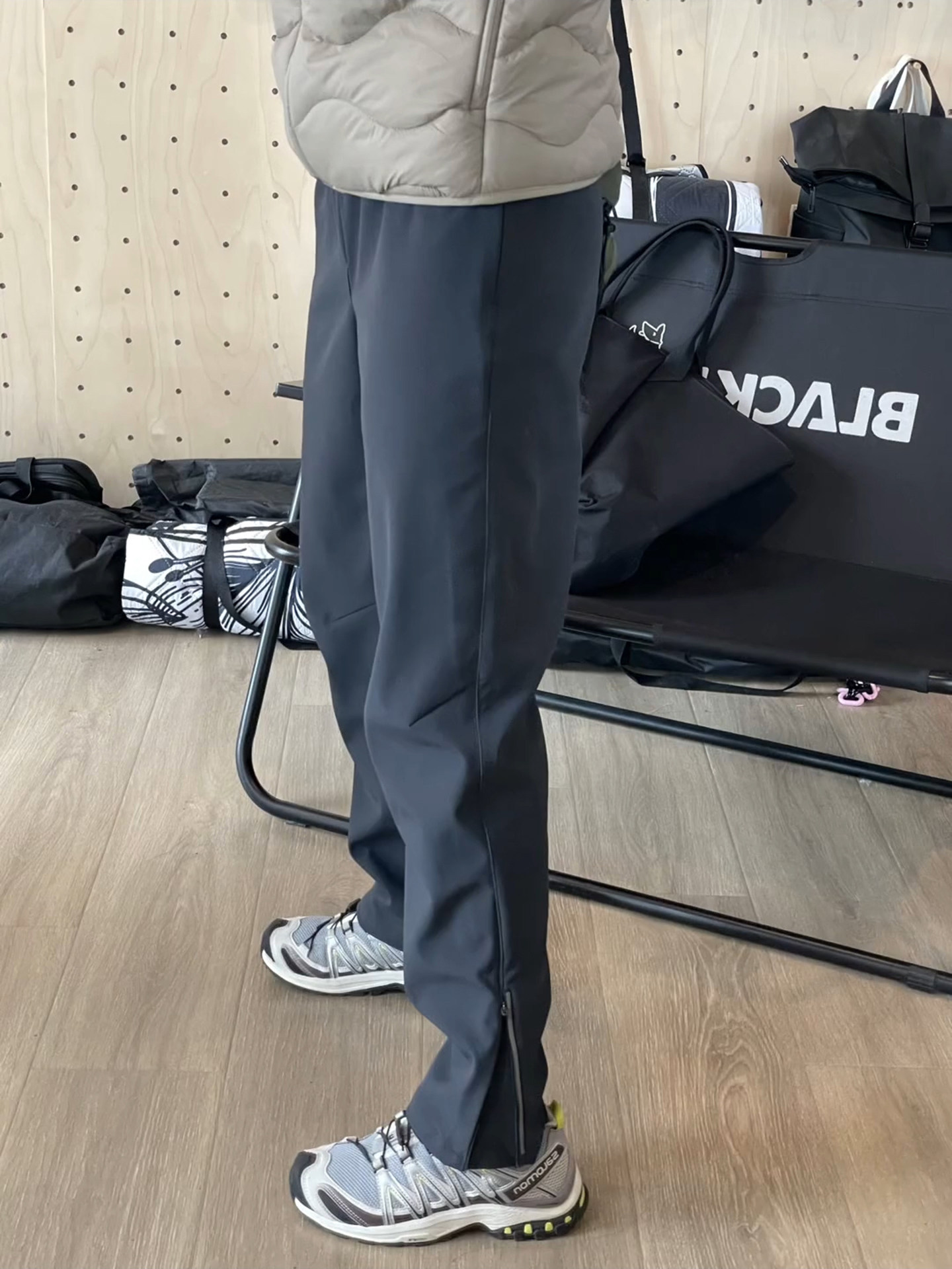 Gray-Blue American-Style Softshell Tactical Pants for Men, Fleece-Lined, Slim-Fit, Functional Work Pants, Waterproof and Windproof Outdoor Hiking Pants