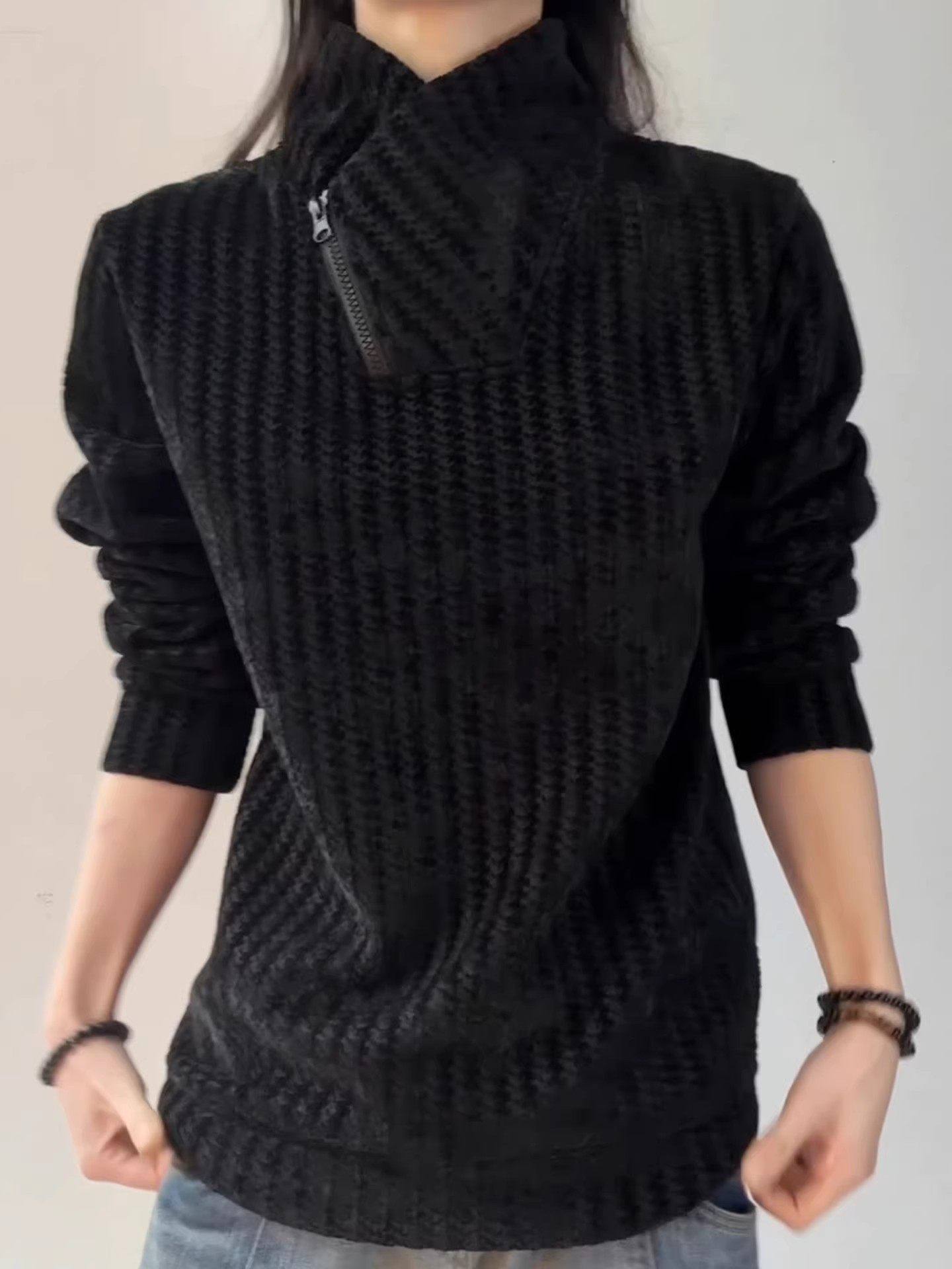 Black American-Style Diagonal Collar Zip-Up Sweatshirt for Men and Women, Spring and Autumn Fleece-Lined Long-Sleeve T-Shirt with a Stylish Design for Layering