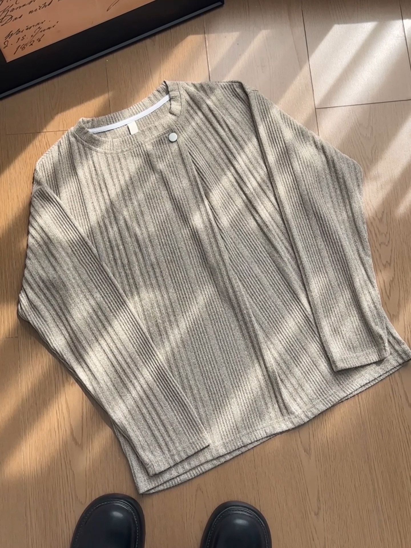 Casual Style Long-Sleeve T-Shirt for Men, Old Money Style Striped Knit Sweater, Early Autumn Ribbed Inner Layer Base Shirt