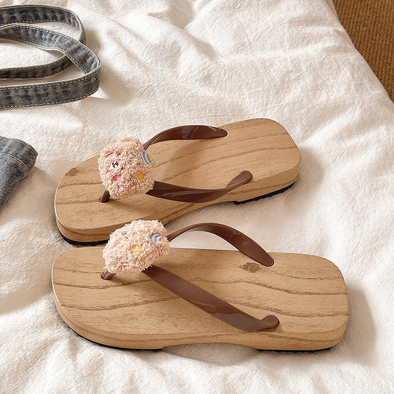 Thick-Soled Wood-Grain Imitation Flip-Flops for Outdoor Wear, Beach Vacation, Japanese-Style Clogs, Cartoon Cute Sandals Thick-Soled Wood-Grain Imitation Flip-Flops for Outdoor Wear, Beach Vacation, Japanese-Style Clogs, Cartoon Cute Sandals