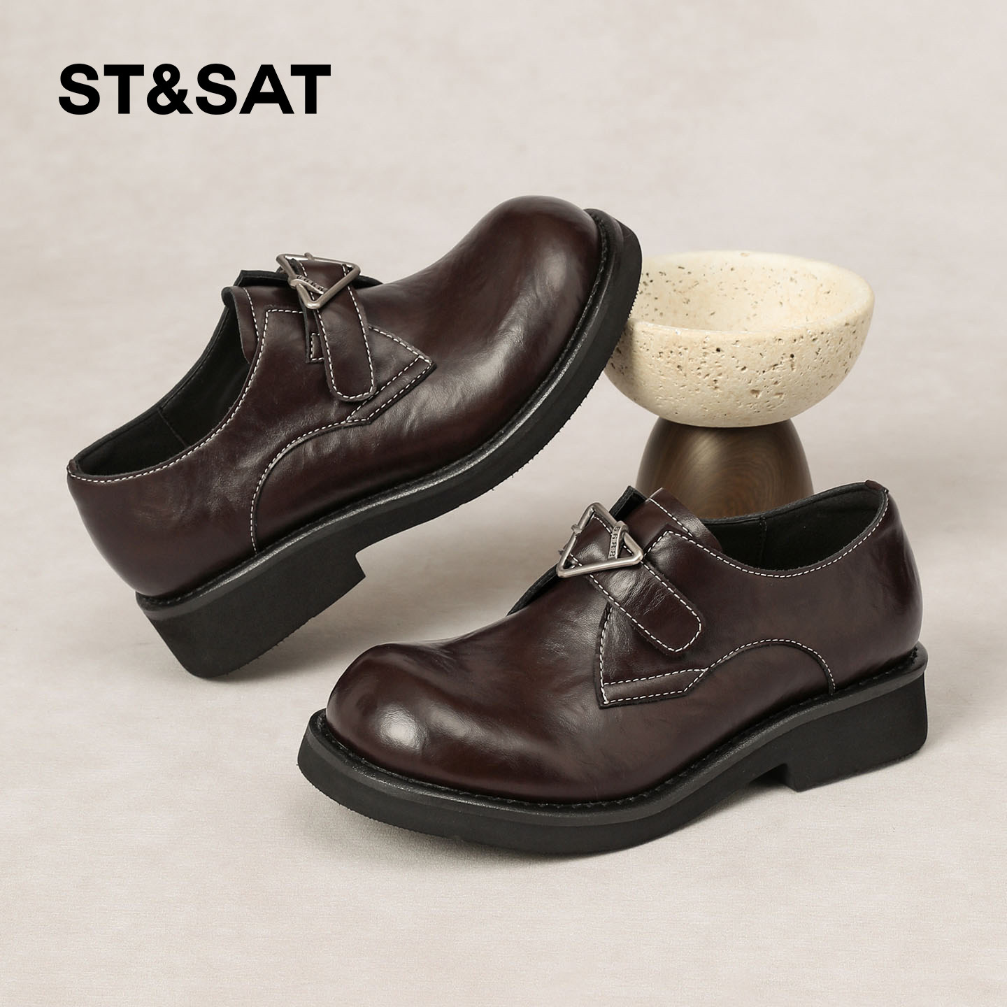 Субботняя женская обувь