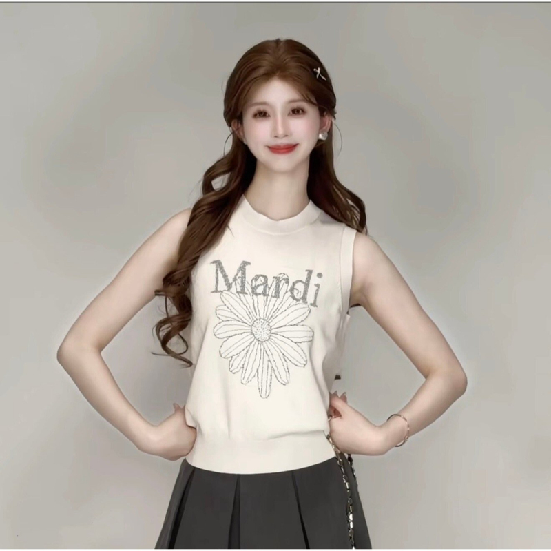 Mardi26 Autumn Daisy Style White Sleeveless Vest T-Shirt for Women, Round Neck, Printed, Loose Fit, Slimming Top, Simple Design Mardi26 Autumn Daisy Style White Sleeveless Vest T-Shirt for Women, Round Neck, Printed, Loose Fit, Slimming Top, Simple Design