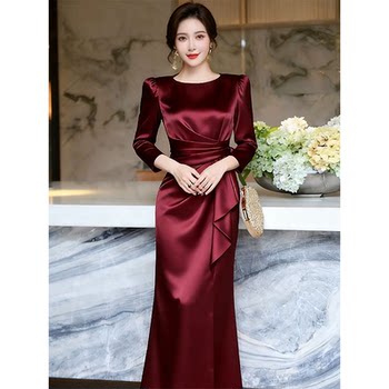 Yijie's Gentle and High-End Elegant Round-Neck Burgundy Satin Dress for Women, Waist-Cinching Long Dress, Slim-Fitting and Elegant Gown