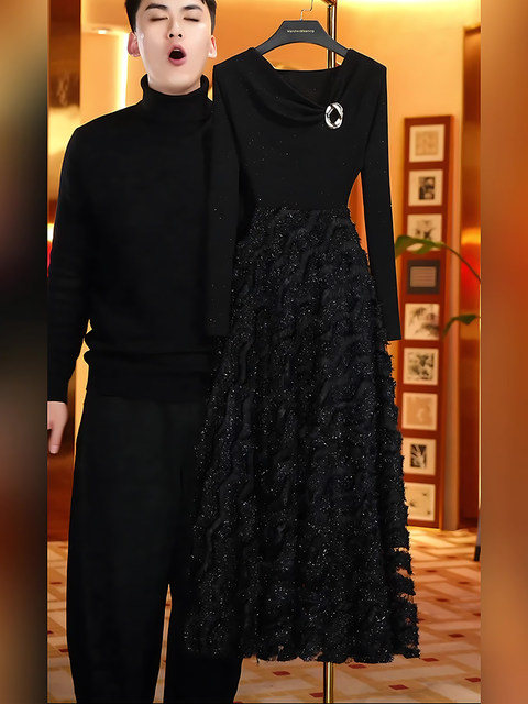 Mijie 2026 Young Luxury Black Long-Sleeve Dress for Women, Waist-Cinching, Slimming, High-End, Elegant Long Dress with Intricate Shiny Threads