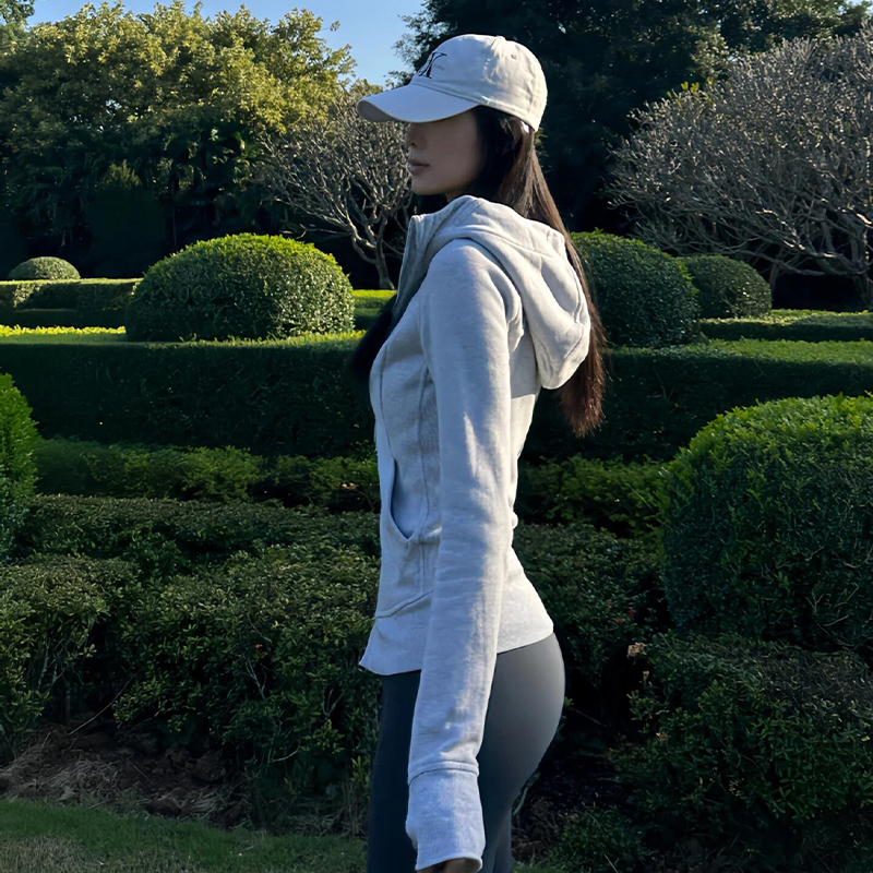 ルルフラットフード付きグレーセータージャケットレディース春と秋2025新作スリムフィットアメリカンスタイルショートトップ薄手