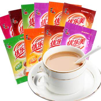 Milk tea powder bagged milk tea powder strawberry flavor instant coffee flavor drink hot drink brewed beverage leisure