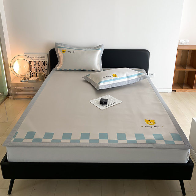 Summer household d washable foldable ice silk mat three-piece set sheet soft bed mat U air conditioning mat 1.5