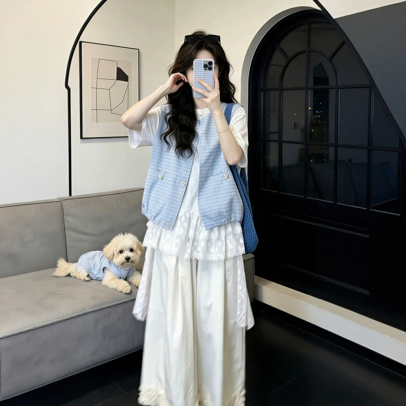 2026 Summer New Plaid Vest Lace Patchwork T-Shirt Slimming Age-Reducing Wide-Leg Pants Unique and Beautiful Women's Set 2026 Summer New Plaid Vest Lace Patchwork T-Shirt Slimming Age-Reducing Wide-Leg Pants Unique and Beautiful Women's Set