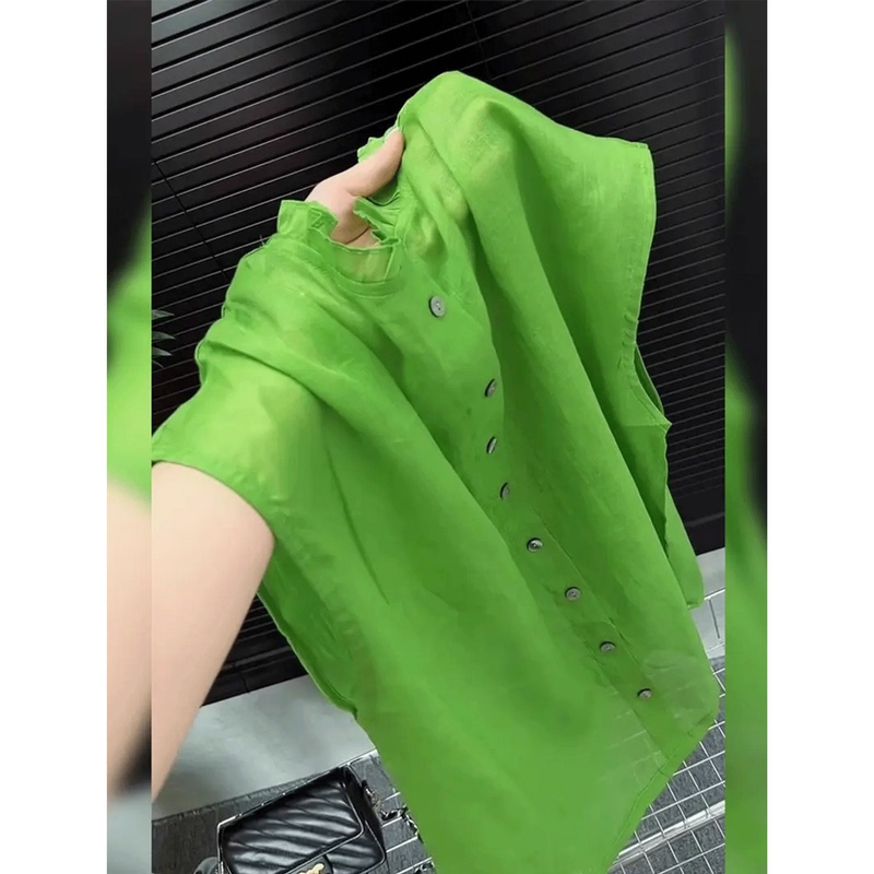 European-Style Green Sleeveless Shirt for Women, 2026 New Popular Summer Top, Vest, Super Pretty, Loose and Elegant Blouse