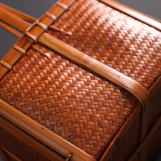 Vintage Bamboo Woven Storage Basket, Picnic Basket, Tea Set Storage Basket, Bamboo Basket, Chinese-Style Distressed Basket, Hand-Woven Basket