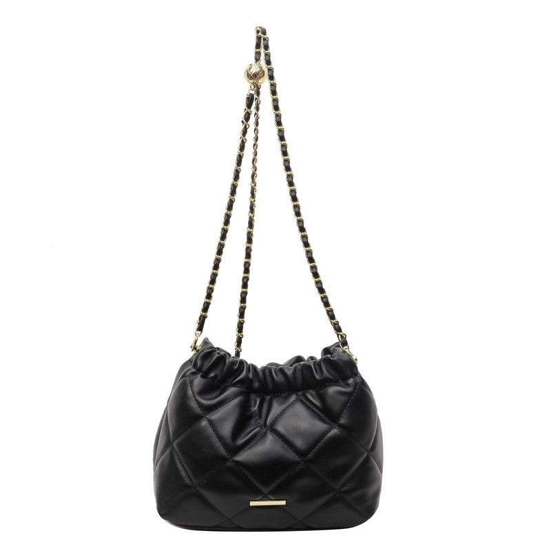 This Year's Popular Small Bags for Women 2025 New Autumn and Winter Niche Design Quilted Chain Shoulder Bag Textured Bucket Bag