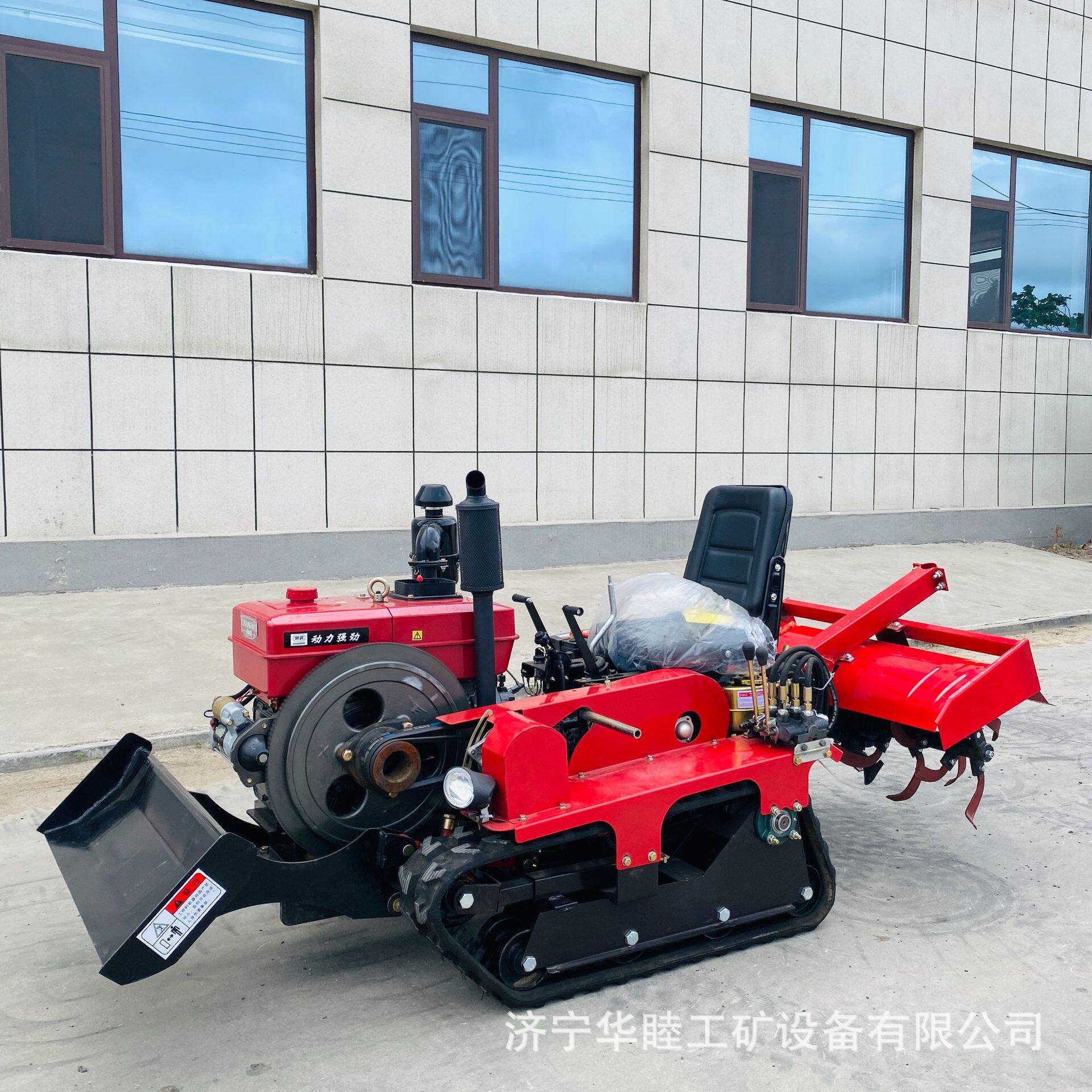 Small dual-purpose crawler-type multi-functional riding micro-tiller, rotary tillage and trenching for agricultural use, both for water and drought purposes