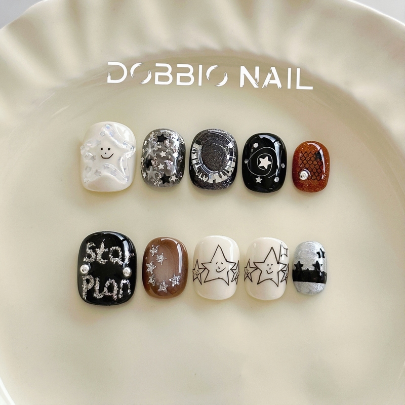 Dobbio【Star Dust Project】Sweet and Cool Niche Dark Style Handmade Wearable Nails High-End Short Nail Art Nail Tips