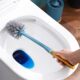 Household Toilet Brush with No Dead Corners, Wall-Mounted Bathroom Brush, No-Drill Toilet Brush Set with Long Handle, Wall-Mounted Cleaning Brush Set