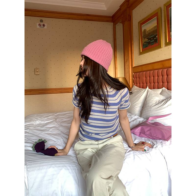 Xxdeli Fragrant Pear Vintage Striped Short-Sleeved Knit Sweater for Women, Autumn Loose Versatile Round-Neck Short Top