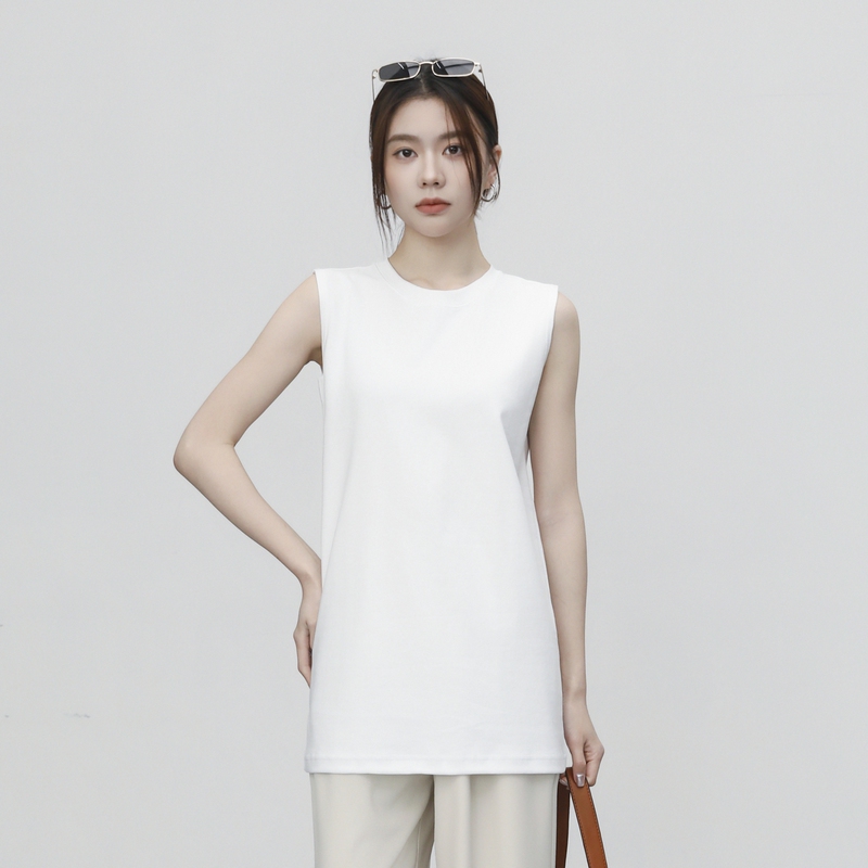 Long Sleeveless Cotton Round Neck T-Shirt for Women, Loose Casual Workwear, Wide Shoulder Base Layer, Mid-Length Tank Top Long Sleeveless Cotton Round Neck T-Shirt for Women, Loose Casual Workwear, Wide Shoulder Base Layer, Mid-Length Tank Top