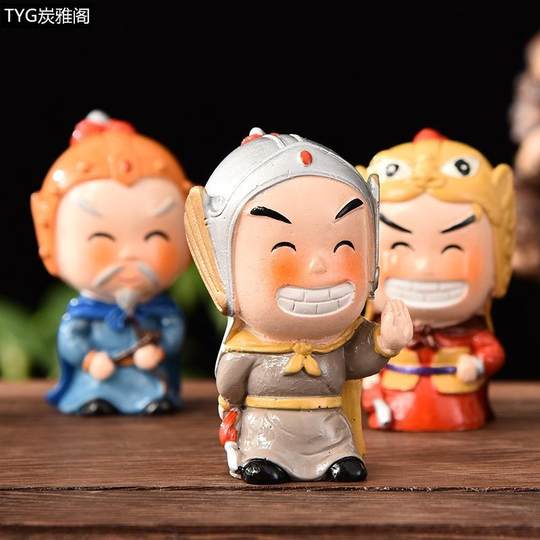 三国公仔人物手办摆件五虎上将诸葛亮刘备关羽张飞赵云曹操工艺品