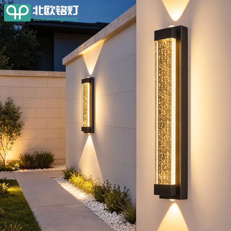 Outdoor Wall Lamp, Solar-Powered, Waterproof, Villa Gate Side Pillar Lamp, up and down Lighting, Outdoor Courtyard Balcony Wall Lamp Outdoor Wall Lamp, Solar-Powered, Waterproof, Villa Gate Side Pillar Lamp, up and down Lighting, Outdoor Courtyard Balcony Wall Lamp