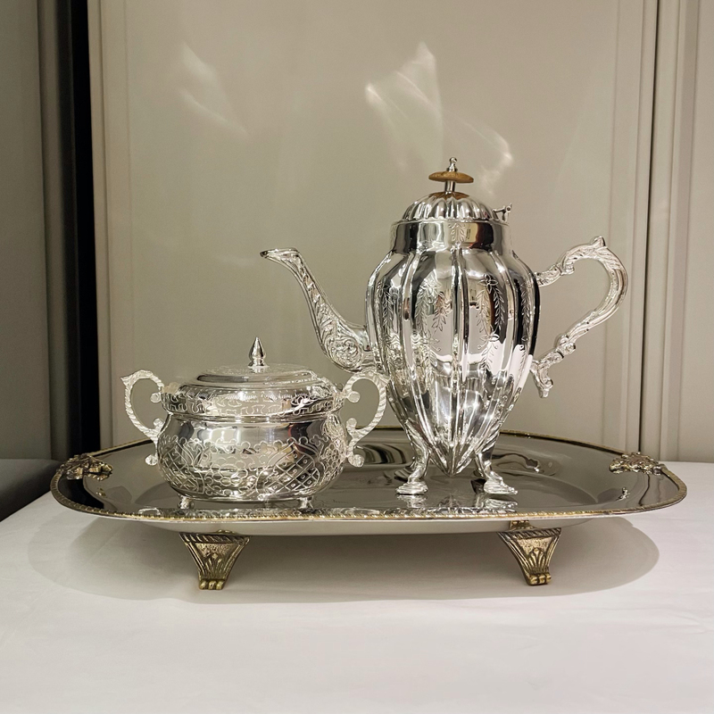 Indian Imported European-Style Vintage Carved Brass Cold Water Pitcher Coffee Pot Teapot Restaurant Model Home Decorative Ornaments Indian Imported European-Style Vintage Carved Brass Cold Water Pitcher Coffee Pot Teapot Restaurant Model Home Decorative Ornaments