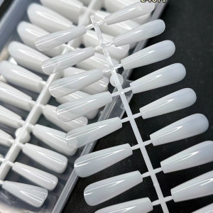 High-End Yogurt White Nail Tips, Popular Style, No Filing Needed, Long Ladder-Shaped, Long Pointed Nail Tips, Thickened, Wearable Manicure