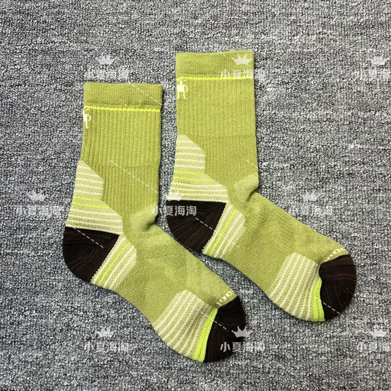Smartwool Merino Wool Socks for Men and Women, Shock-Absorbing Hiking Mid-Calf Wool Socks