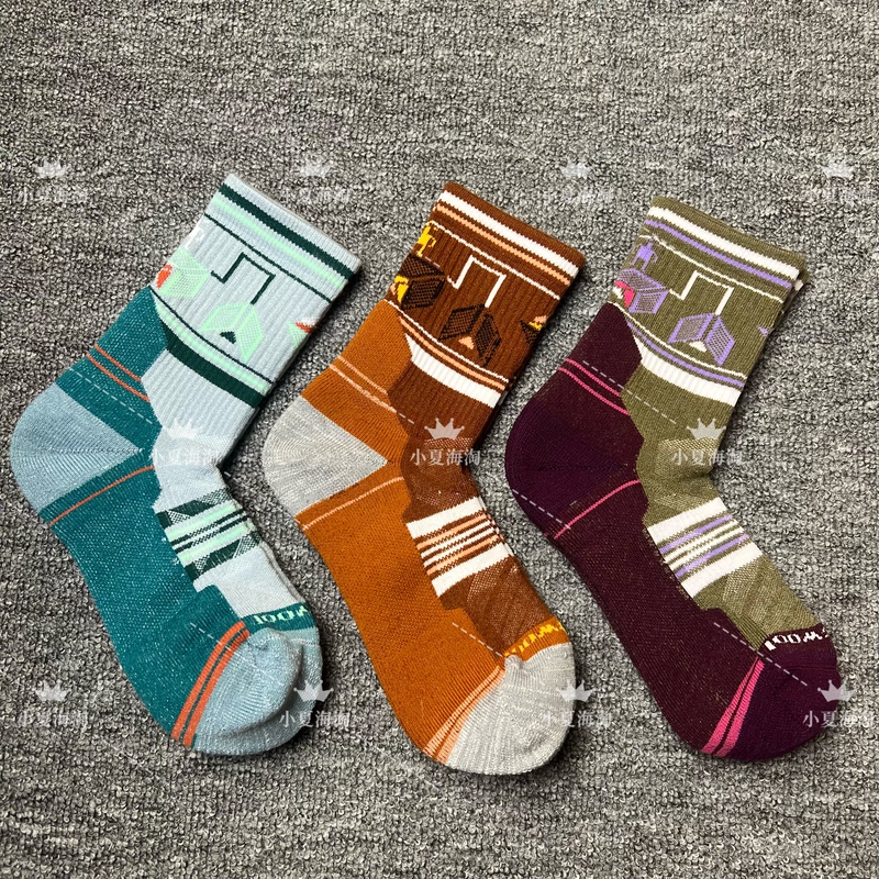 Smartwool Men's and Women's Mid-Calf Merino Wool Socks, Warm and Shock-Absorbing Terry Bottom Hiking and Mountaineering Socks