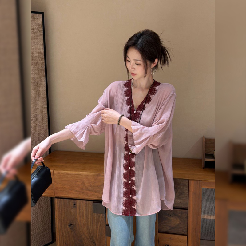 7Seven【Feiyun】Pink V-Neck Lace-Trimmed Shirt for Women, New Summer Style Elegant Blouse 8533 7Seven【Feiyun】Pink V-Neck Lace-Trimmed Shirt for Women, New Summer Style Elegant Blouse 8533