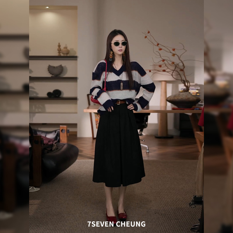 7Seven Sheep Wool + Alpaca Wool~Contrast Color Stripes V-Neck Lazy Style Loose Sweater Knitwear 3144