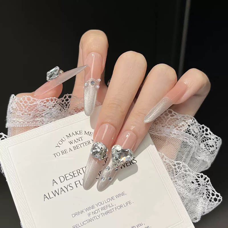 Wearable Nail Stickers with Rhinestones, Xiaohongshu Fake Nails That Make Skin Look Fairer, Wearable Nail Art 2026 Nail Stickers, Student-Ready-Made Nails