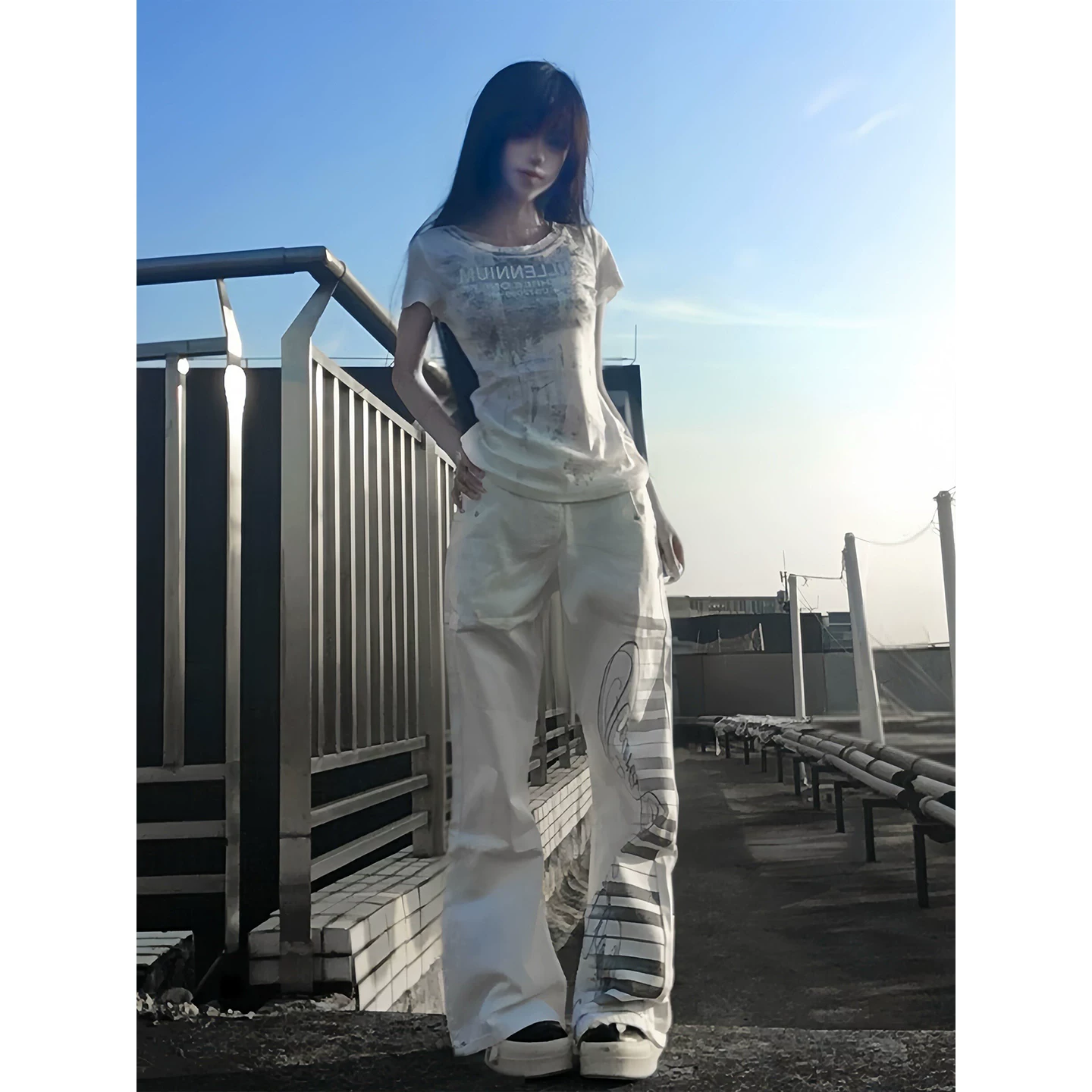Футболка женская slim fit короткий рукав, летняя, грязно‑белая, размеры S–XL