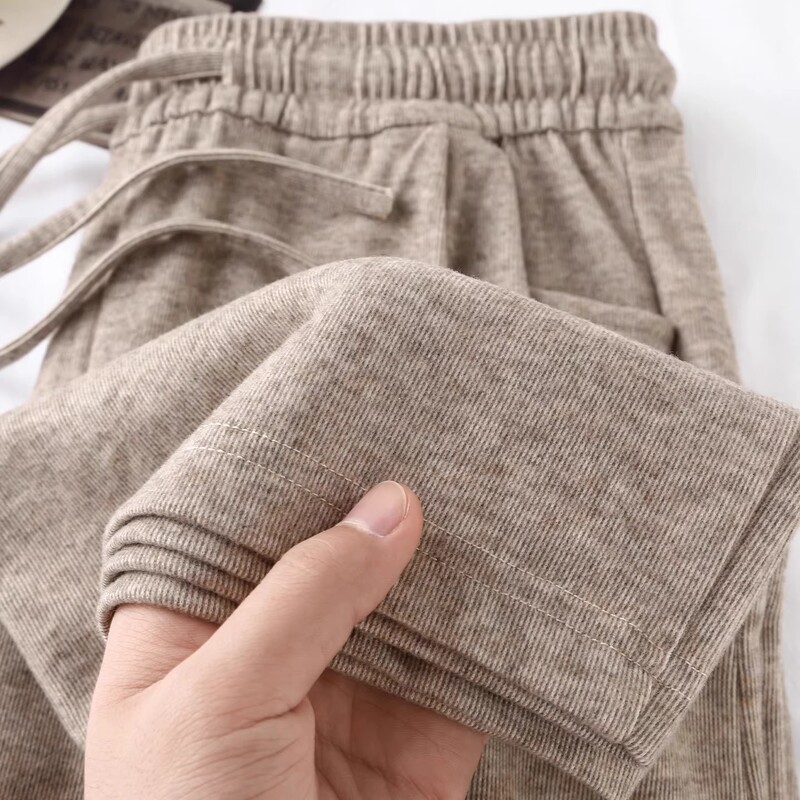 Gentle Oatmeal-Colored Loose Straight-Leg Knit Pants for Women, Korean Style, Lazy Feel, Milk Tea Color, High-Waisted, Drapey Casual Pants