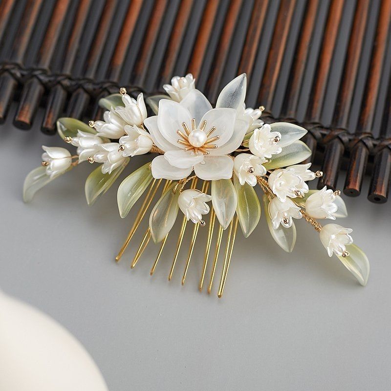 New Chinese style lily of the valley hair comb, antique-style hair accessory, Hanfu hair accessory, super fairy-like forest-style comb ornament, ancient costume cheongsam accessory.