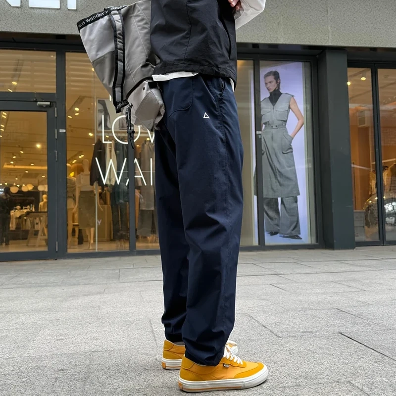 26 New Spring and Summer Models of Loose Tapered Casual Pants with Small Triangle Logo, American-Style Workwear Pants, Unisex Casual Pants