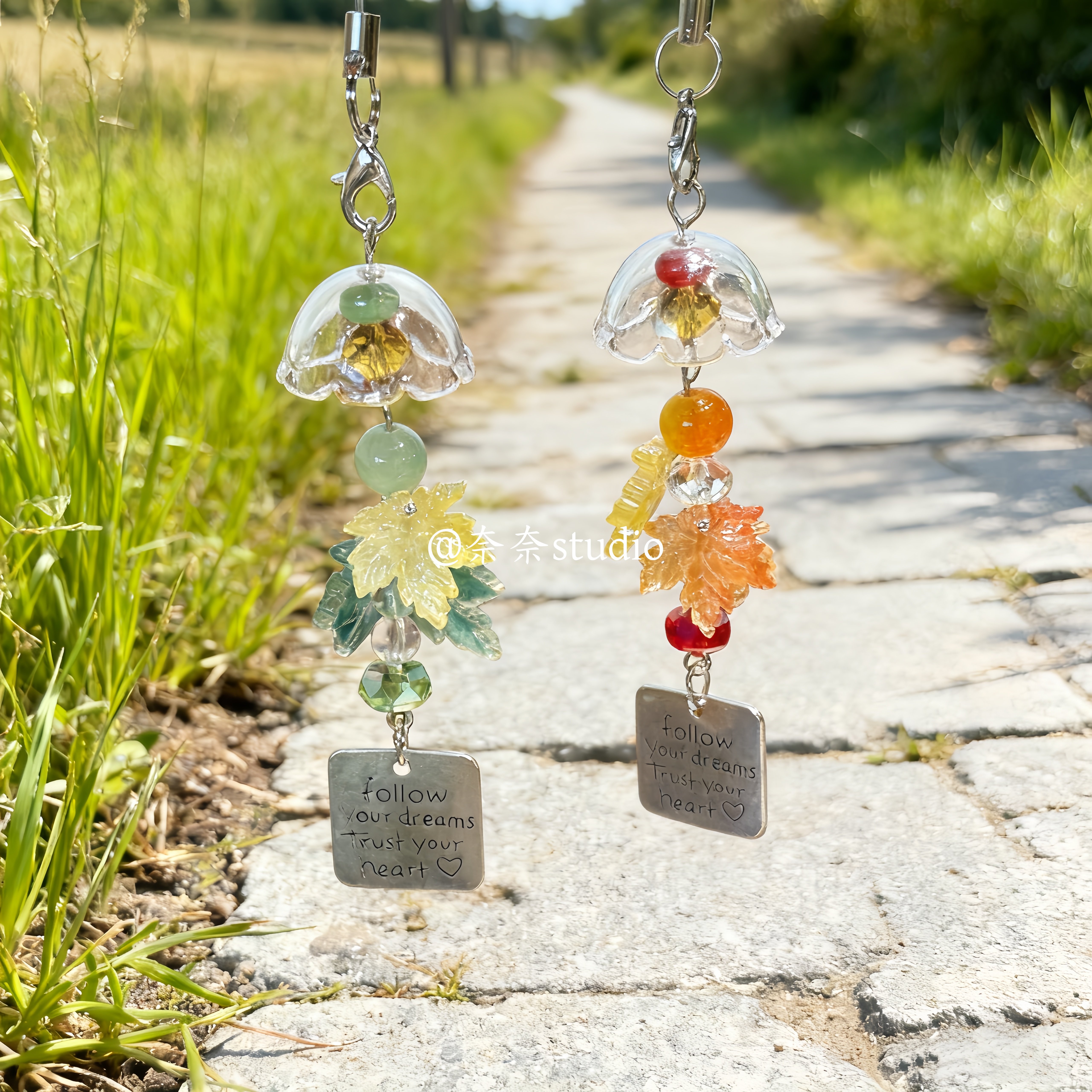 Original Maple Leaf Beaded Wind Chime Phone Chain, Cute Bag Pendant, Couple Niche Exquisite Keychain Ornament Gift