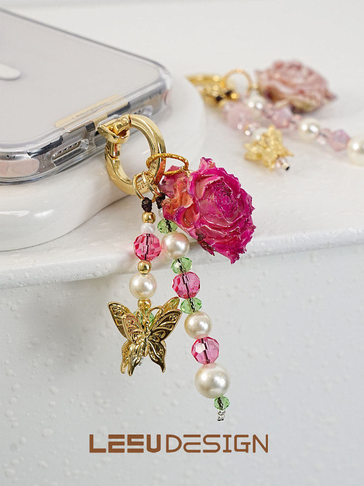 Leeu Design Niche High-End Rose Flower Creative Phone Charm Short Beaded Phone Chain Bag Charm Phone Case Keychain Accessory for Women with a Sense of Sophistication