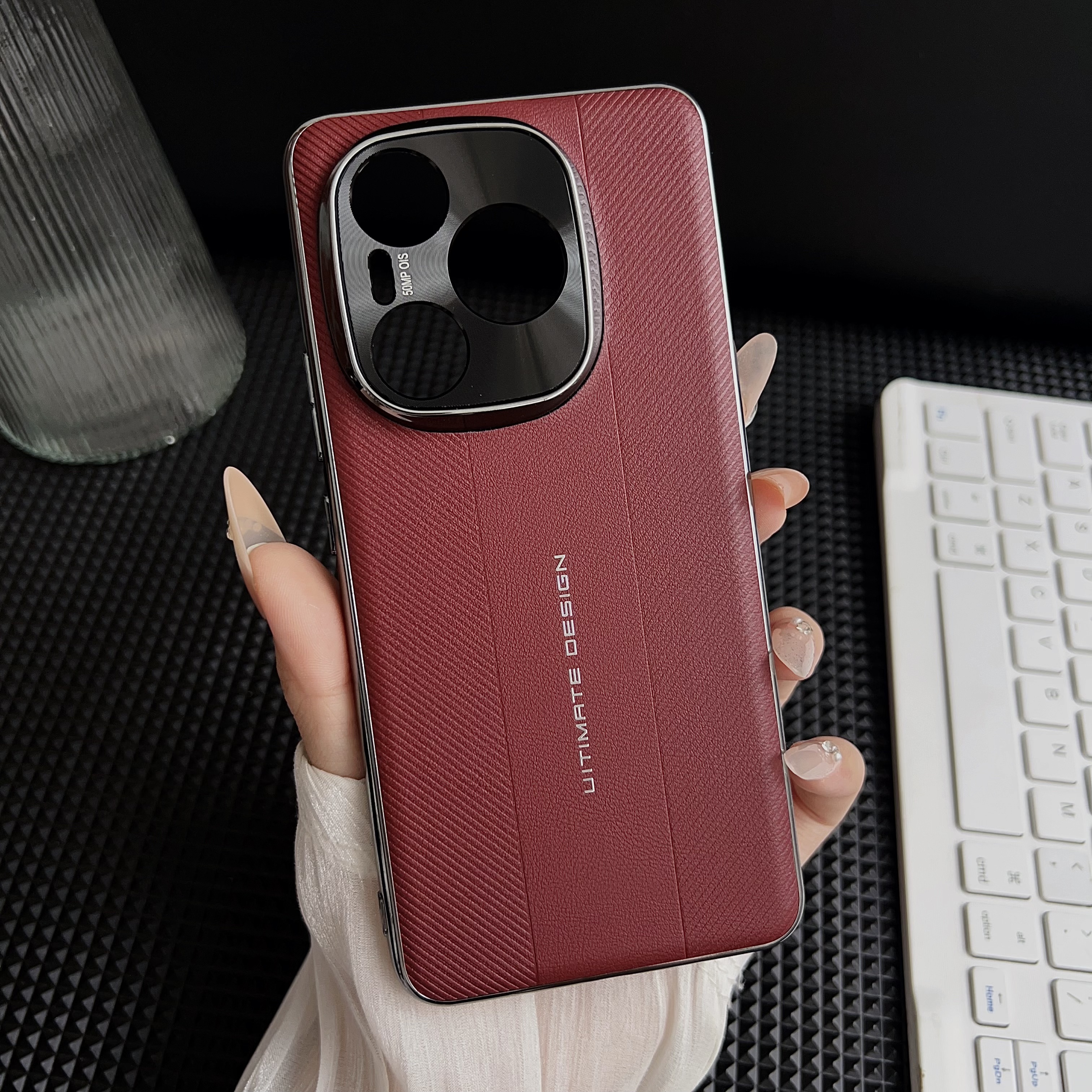 荣耀手机搭配白色手机壳:美学与实用的双重考量